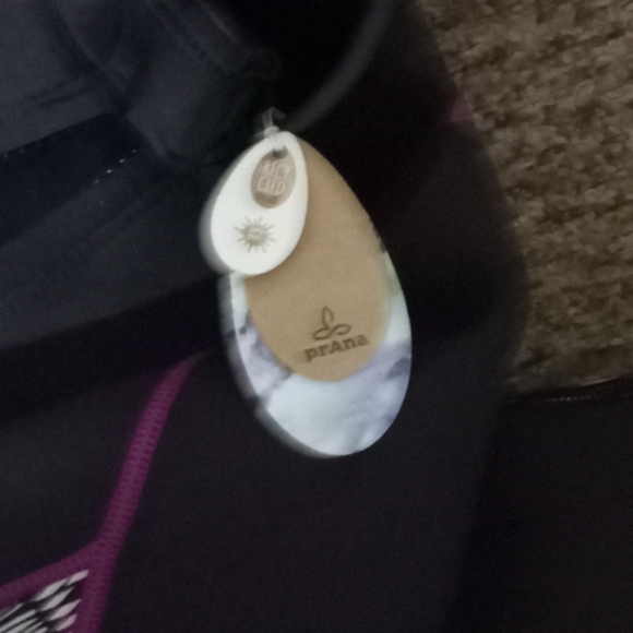 Pending bundle - Picture 2 of 4